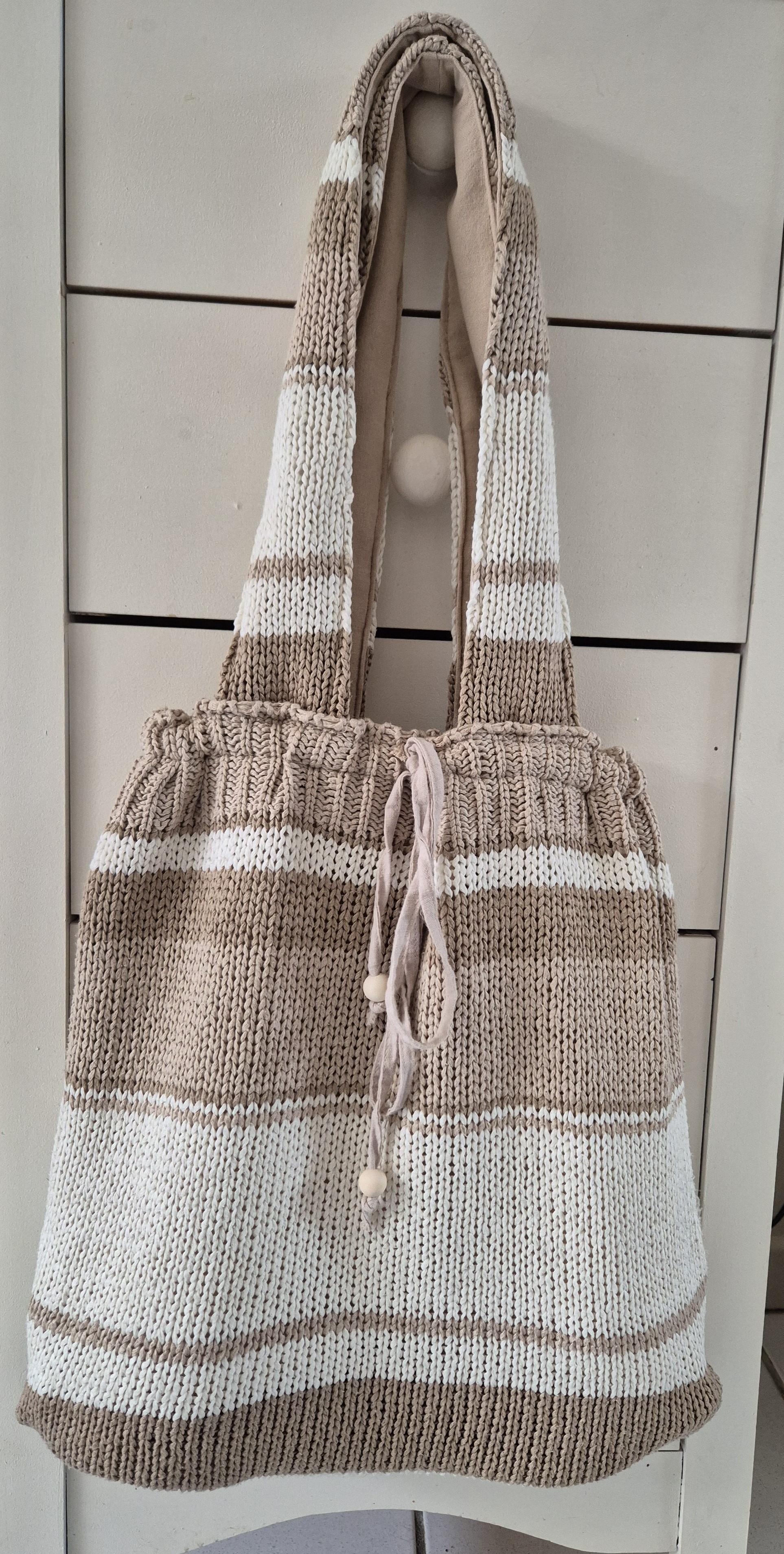 Sac créé à partir d'un pull